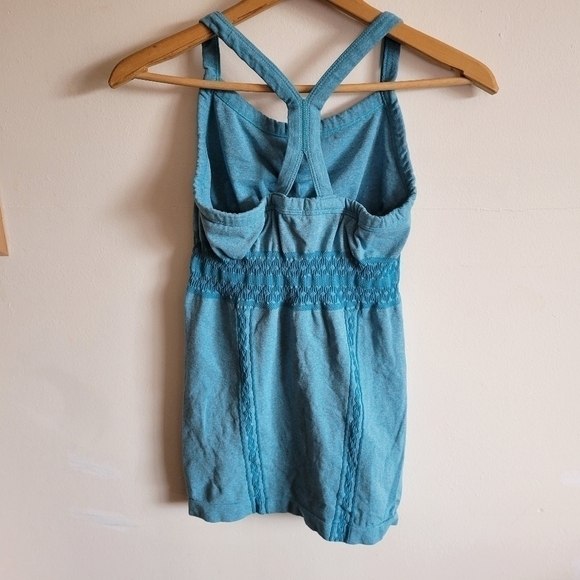 ATHLETA Racerback Athletic Tank Top Built in Bra Blue Medium - Picture 7 of 8